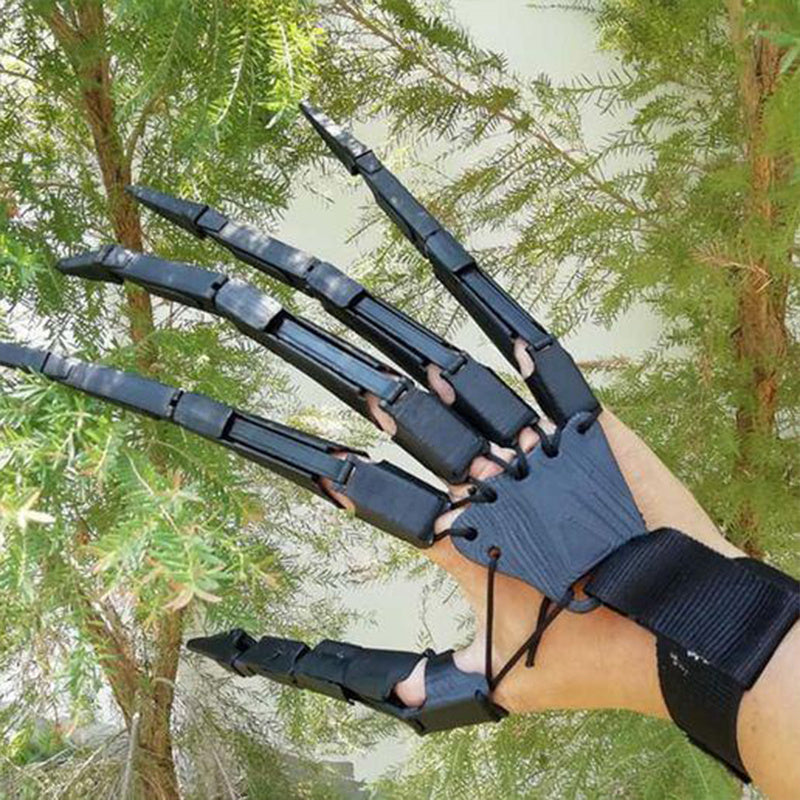 Halloween Articulated Fingers Prop