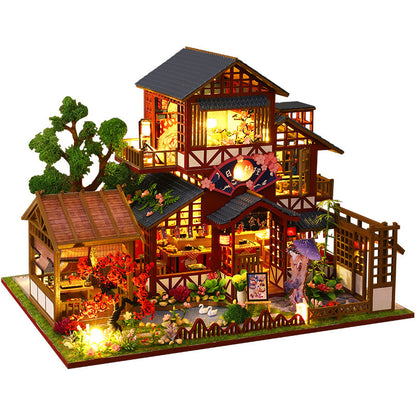 Handmade Assembly Of Japanese Style House Model Toys