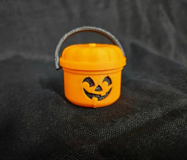 Mini Nostalgic Halloween Candy Bucket