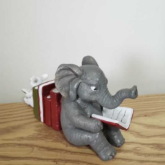 Elephant Reading Resin Craft Ornament