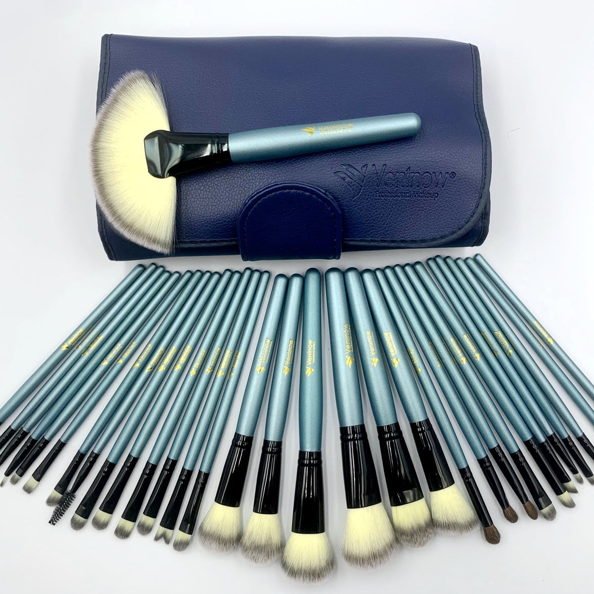 32 Blue Makeup Brushes Pack