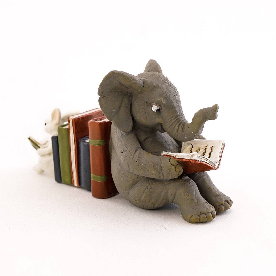 Elephant Reading Resin Craft Ornament