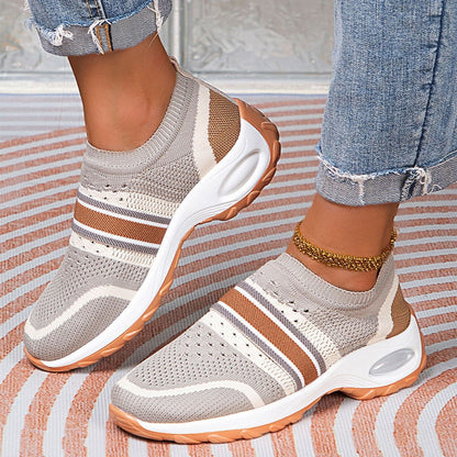 Breathable Round Toe Sneakers - JDrop.Shop