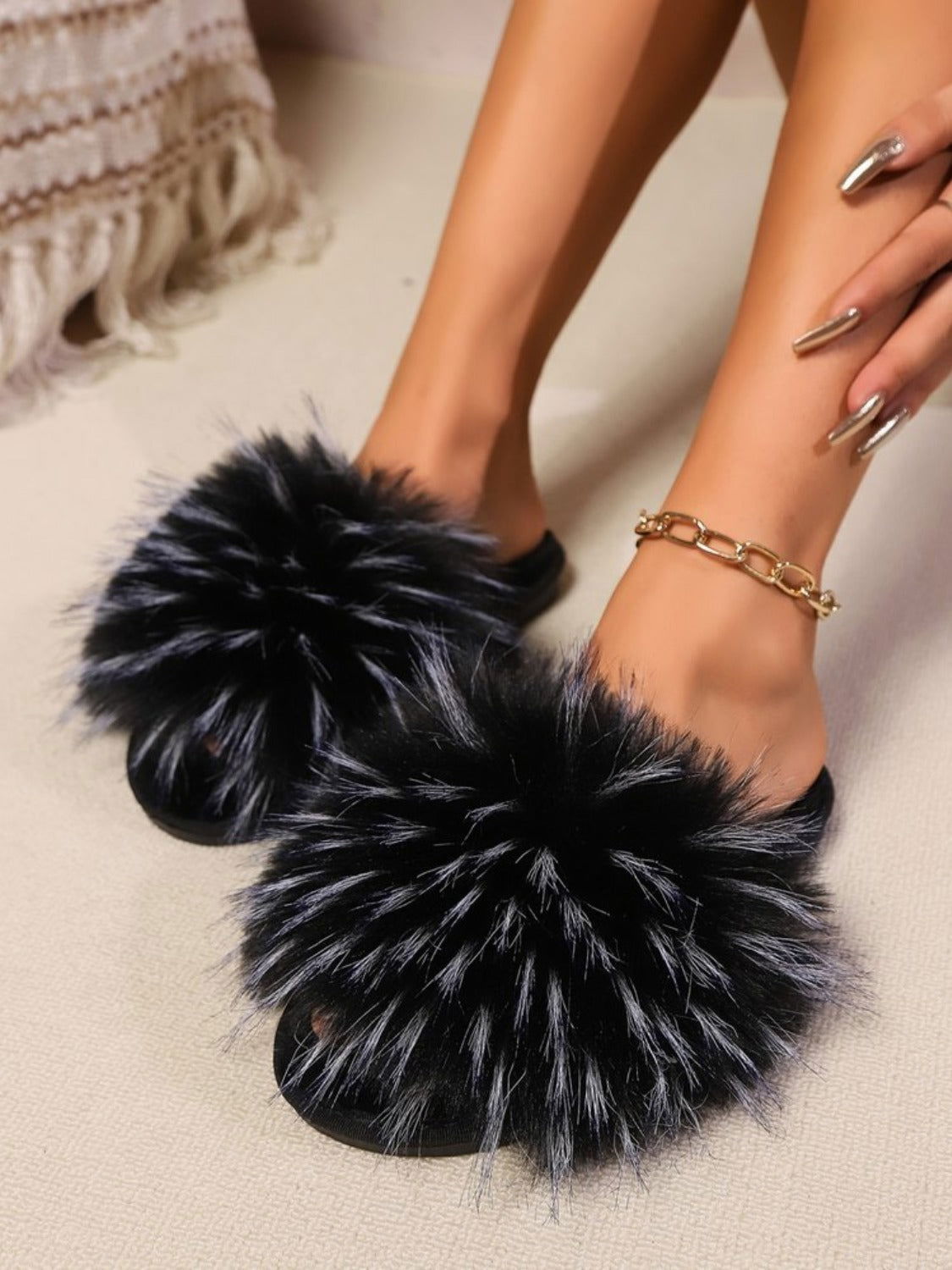 Fuzzy Open Toe Flat Sandals - JDrop.Shop