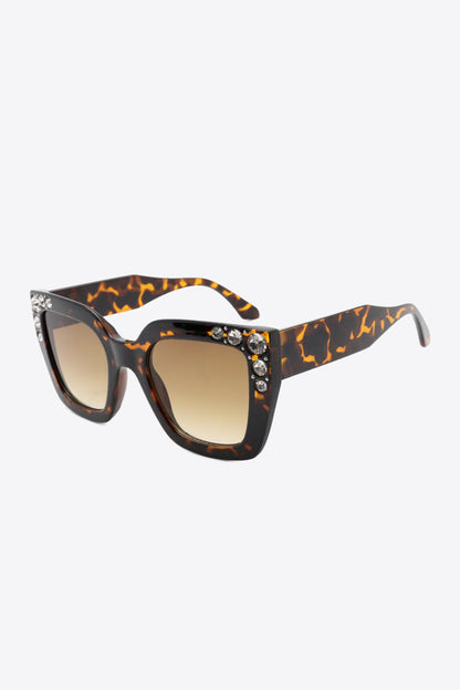 Inlaid Rhinestone Polycarbonate Sunglasses - JDrop.Shop