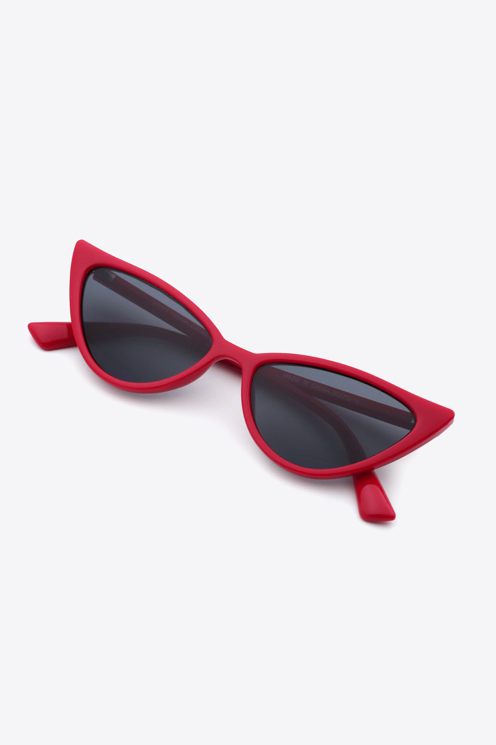 Polycarbonate Cat-Eye Sunglasses - JDrop.Shop