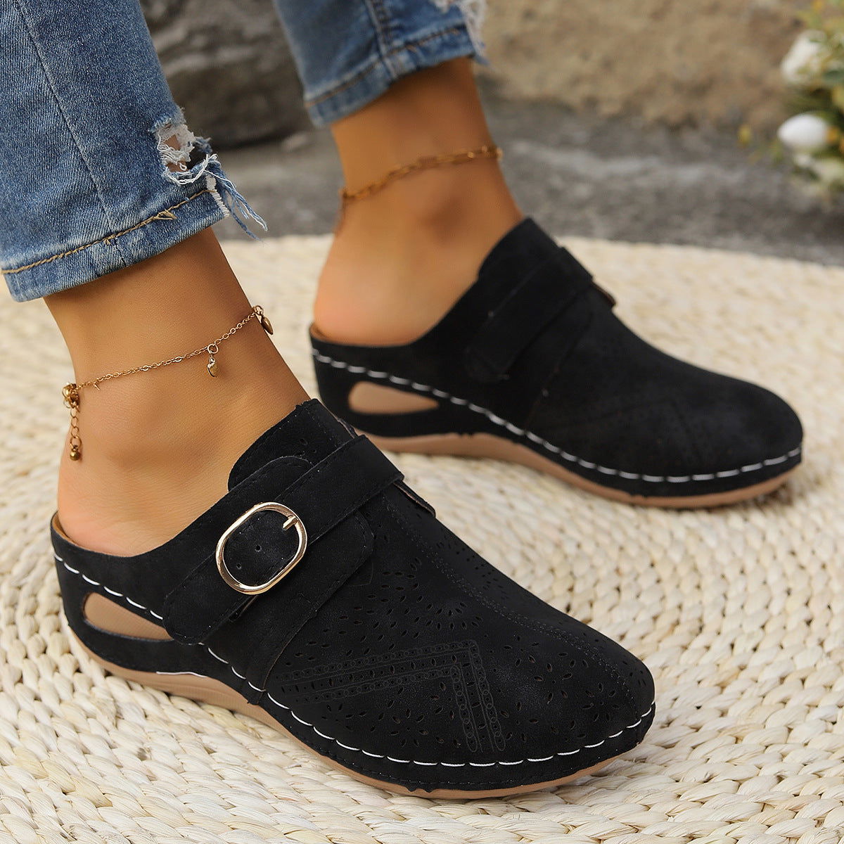 Suede Round Toe Wedge Sandals - JDrop.Shop