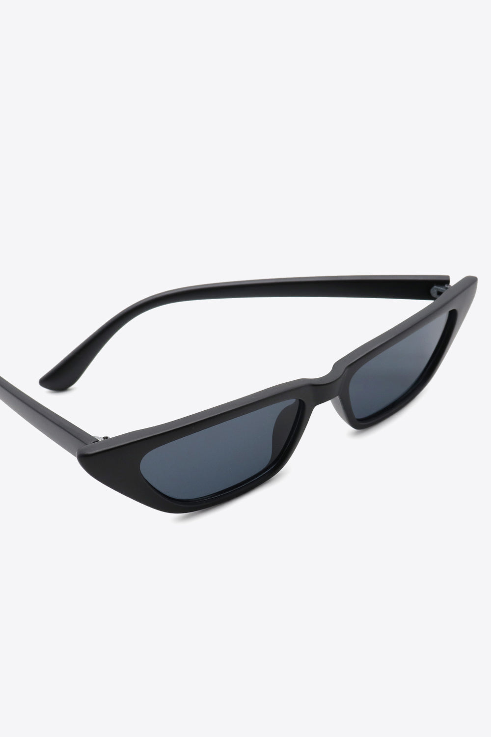 UV400 Polycarbonate Cat Eye Sunglasses - JDrop.Shop