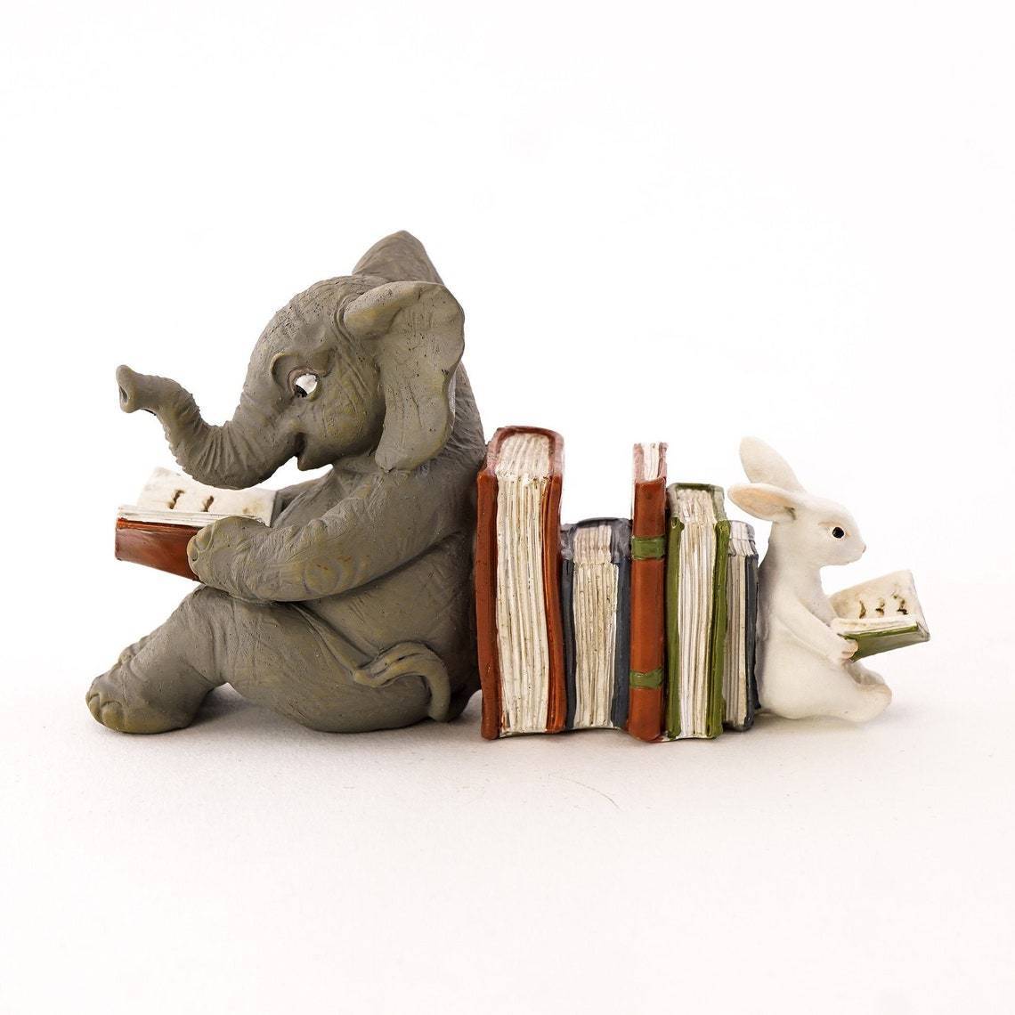 Elephant Reading Resin Craft Ornament