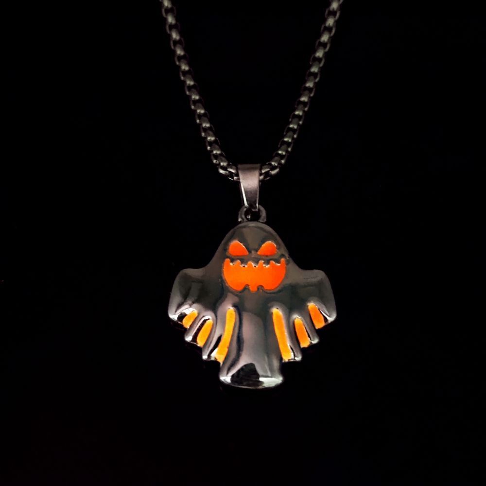 Luminous Ghost Pendant Halloween Necklace